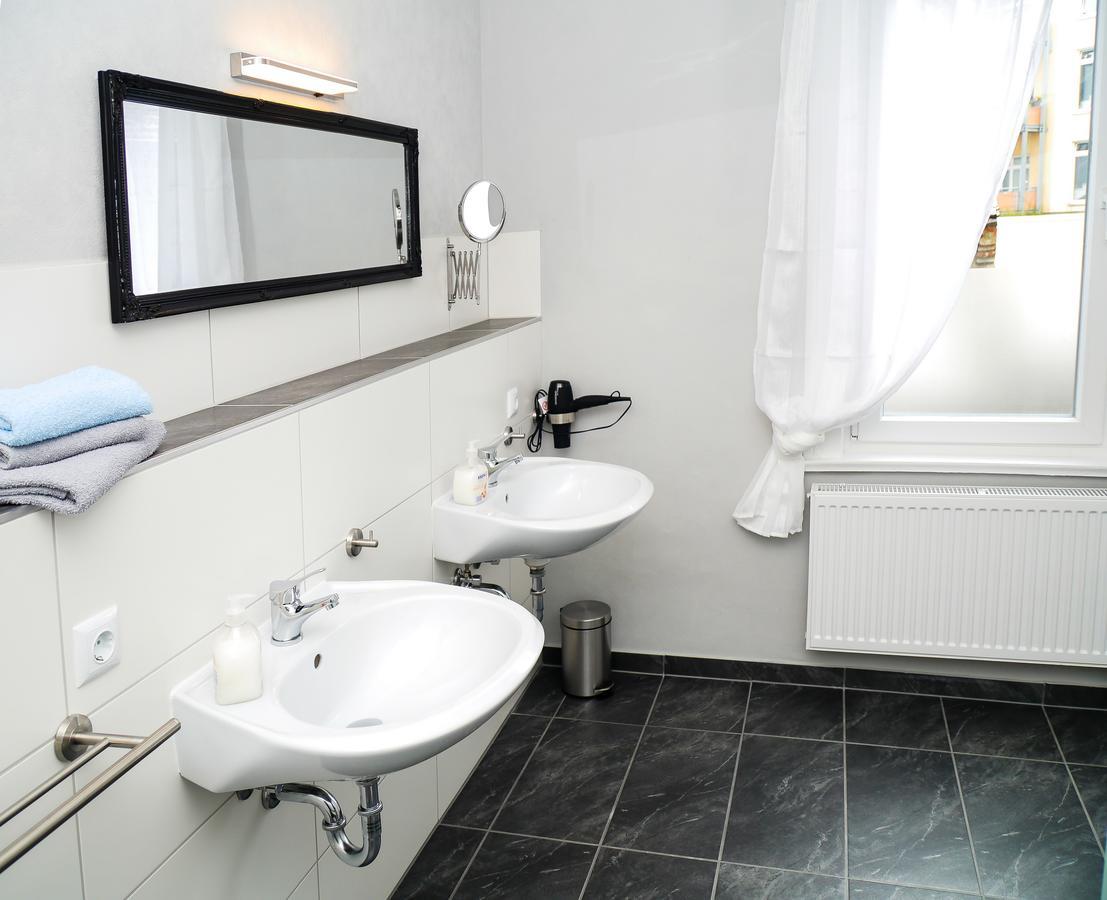 Ferienwohnung Schwarz & Weiss Eisenach Extérieur photo